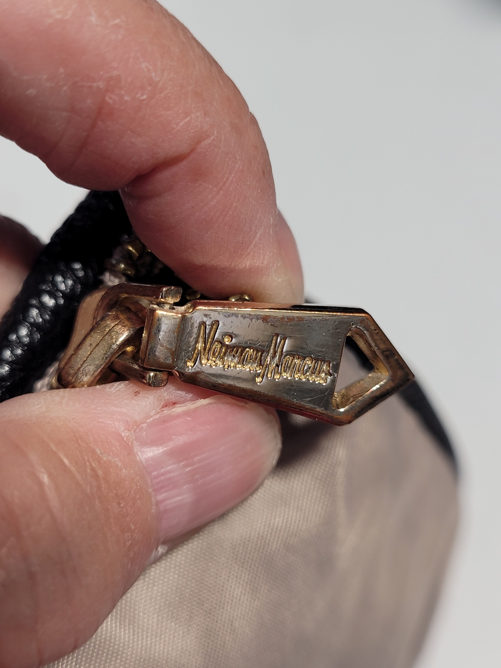 Neiman Marcus Black and Beige Clutch/Wristlet - Picture 6 of 8